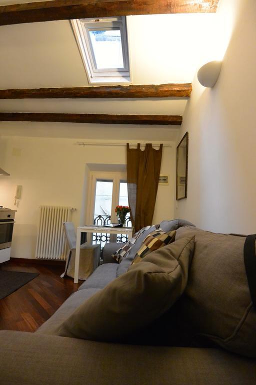 Appartamento Dei Sassetti Savona Bagian luar foto
